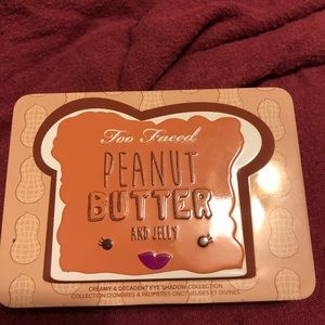Too Faced Peanut Butter & Jelly Eyeshadow Palette